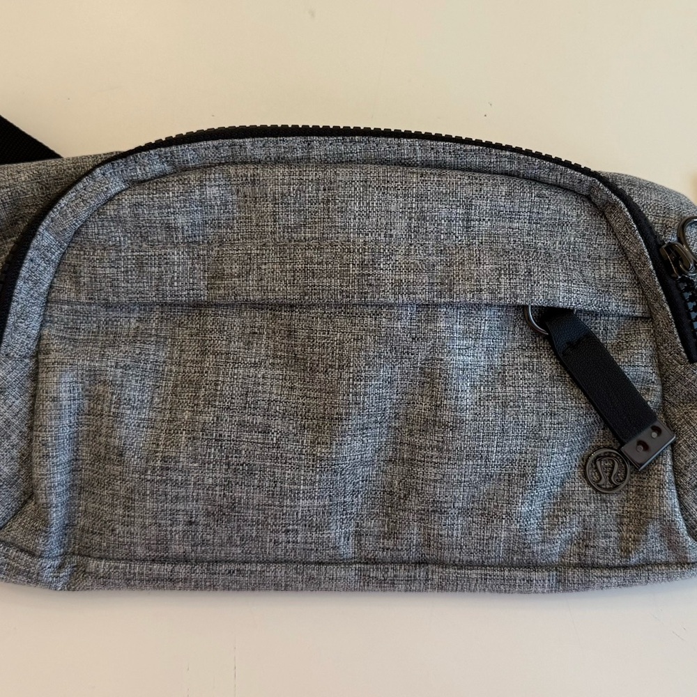Lululemon On The Beat Belt Bag - Picture 2 of 5